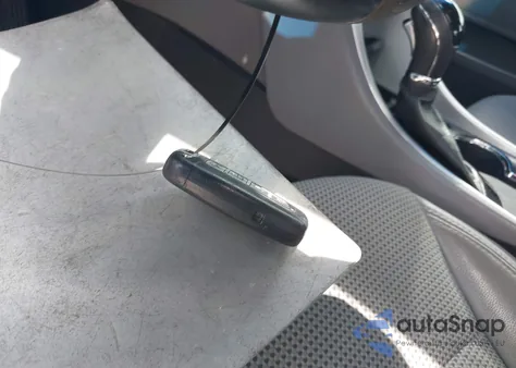 2013 Hyundai Sonata Se z USA, uszkodzony, nr VIN 5NPEC4AC6DH737404